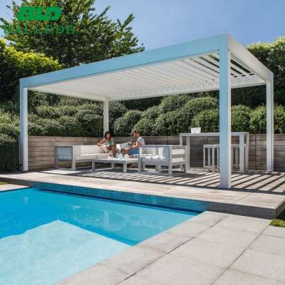 Pergola with automatic louvres and metal frame